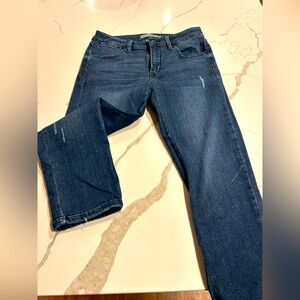 Women’s Cropped Jeans